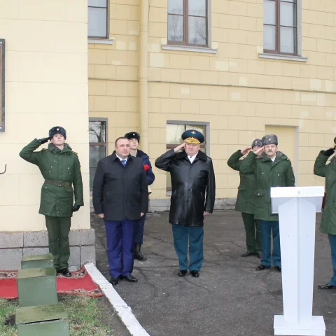 В Михайловской военной артиллерийской академии открыли мемориальную доску генералу и художнику Николаю Ярошенко