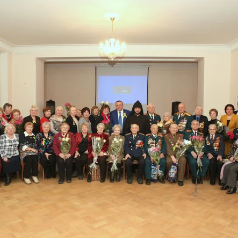 Юбилею Ленинградской Победы посвящается