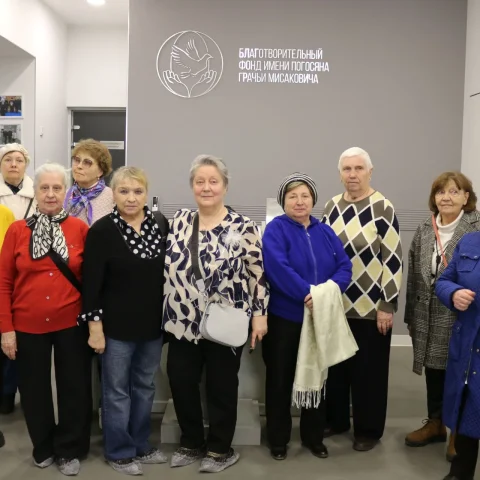Ветераны Фрунзенского района Санкт-Петербурга посетили музей «Сохраняя память»